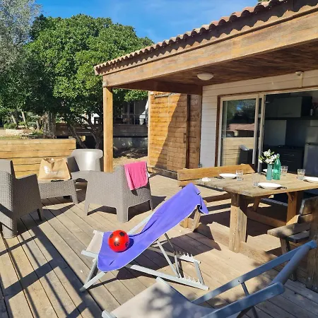 مكان تخييم U Farniente