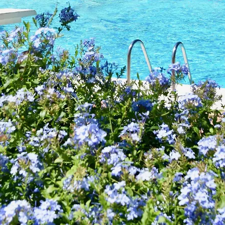 U Farniente مكان تخييم *